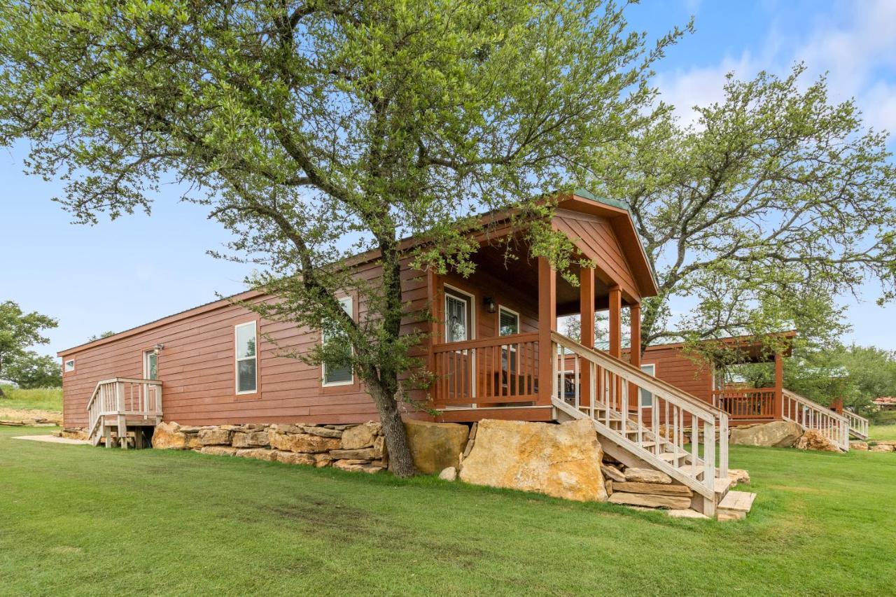 The Hideout Golf Club & Resort Lake Brownwood エクステリア 写真