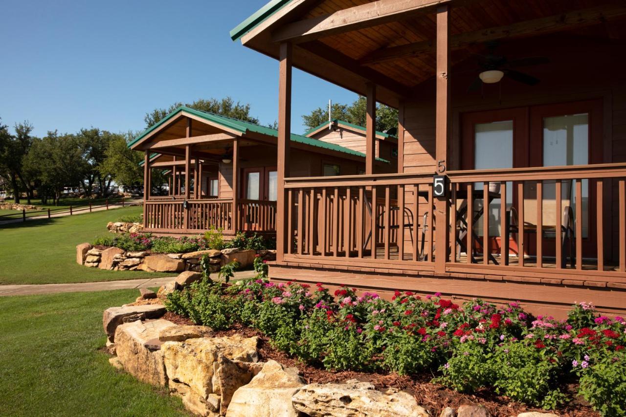 The Hideout Golf Club & Resort Lake Brownwood エクステリア 写真